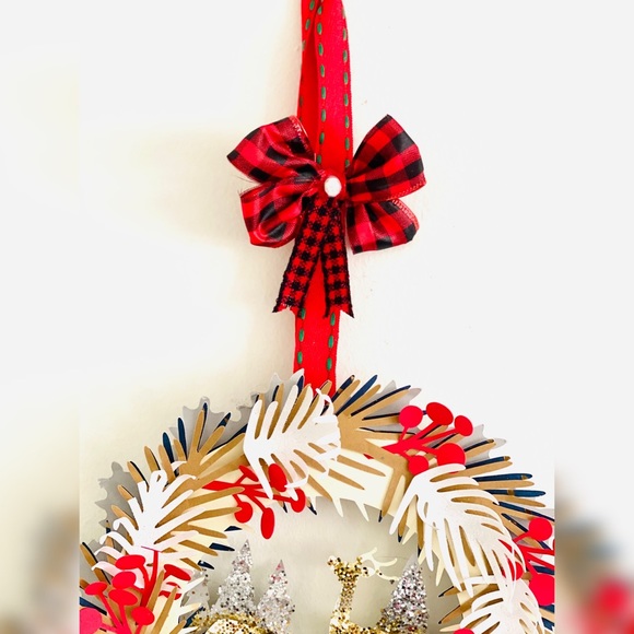 Mini 3D Wreath/ Hanging Wall Decor Multi Purpose Christmas Decor - Picture 2 of 5
